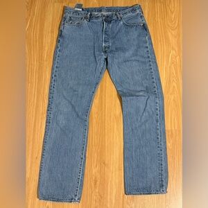 Levi’s 501 Men's Jeans Button Fly 36x34 Medium Wash